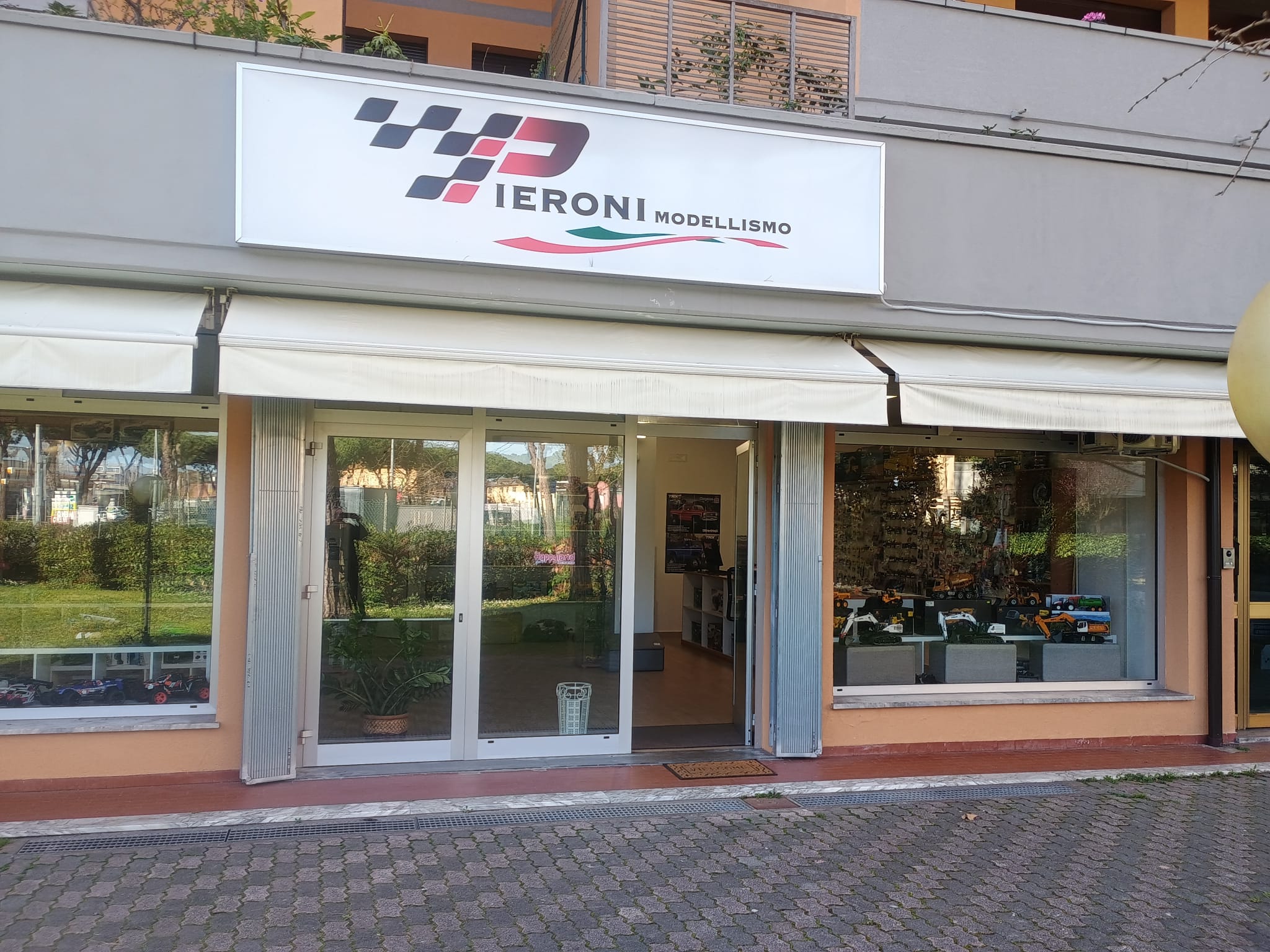 Esterno negozio